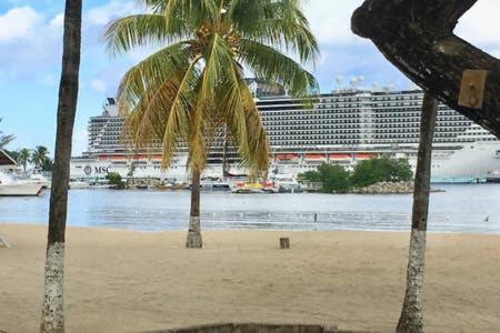 Rairoyale At Sand Castles Ocho Rios Esterno foto